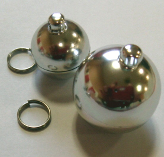 ピルケース丸型アルミ製(二重リング付き) X80880　15ミリ、20ミリ、サイズがあります。