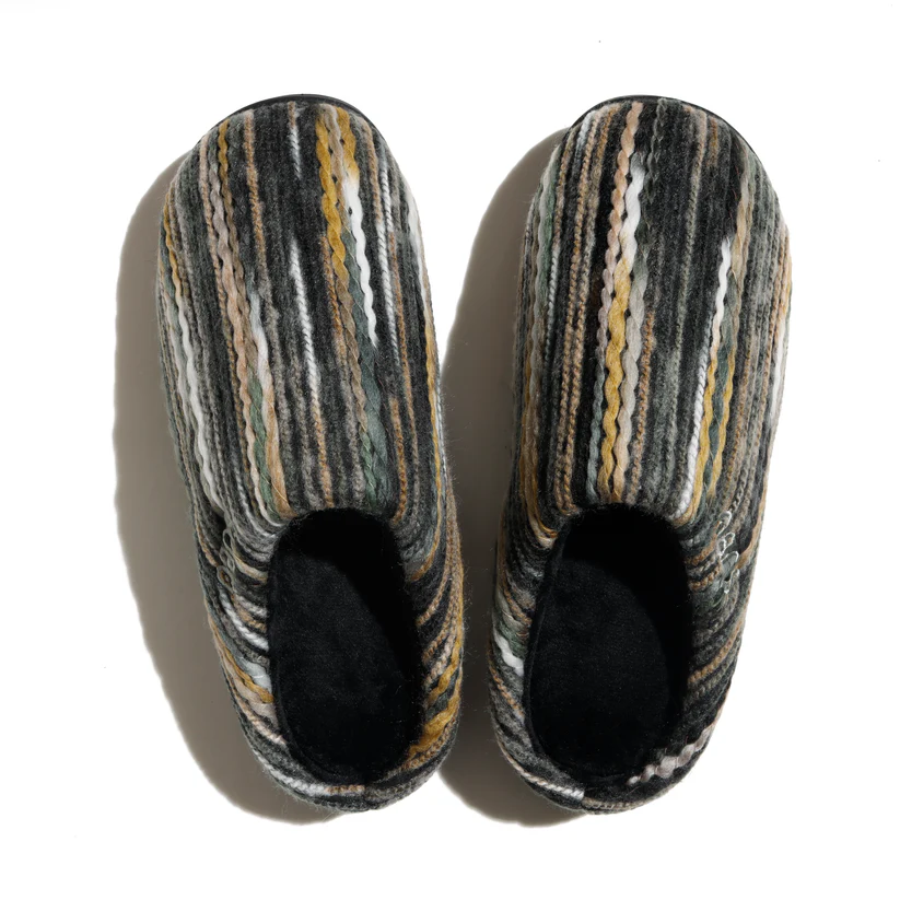 SUBU【Dots　ビビッドモザイク】 スブ 冬のサンダル 暖かいサンダル スリッパ アウトドア 起毛 低反発 WINTER SANDAL 秋冬 防寒