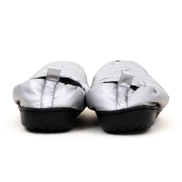 SUBU【Packable フォイルシルバー】 スブ 冬のサンダル 暖かいサンダル