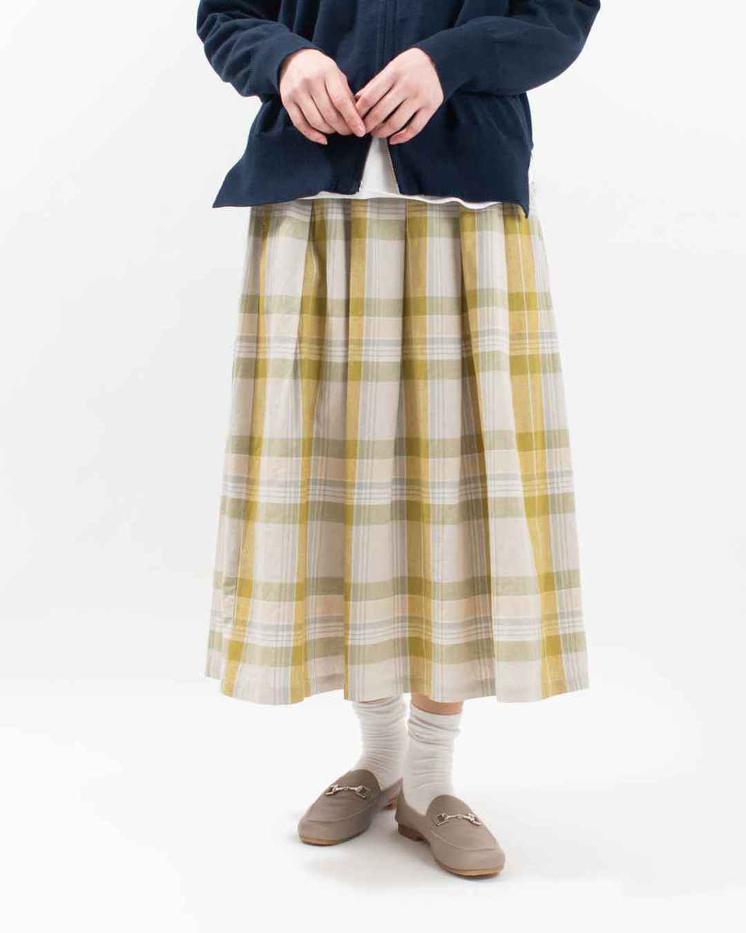 01ESP13052  blue willow コットンリネンチェックタックスカート