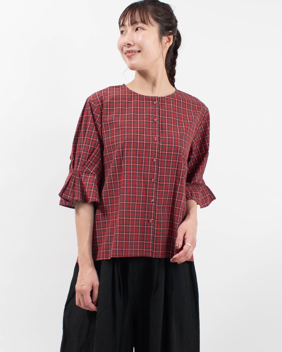 01FFP11405 blue willow コットン細番手タータンチェック袖タックブラウス