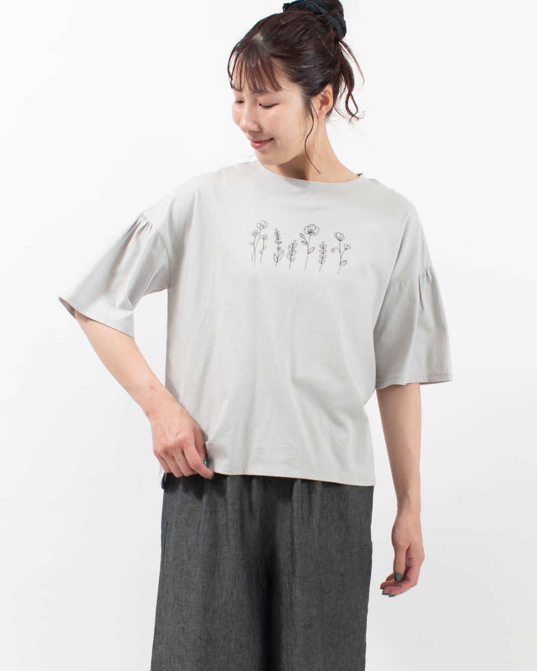 01FUP39328 blue willow ソフト天竺刺繍Tシャツ