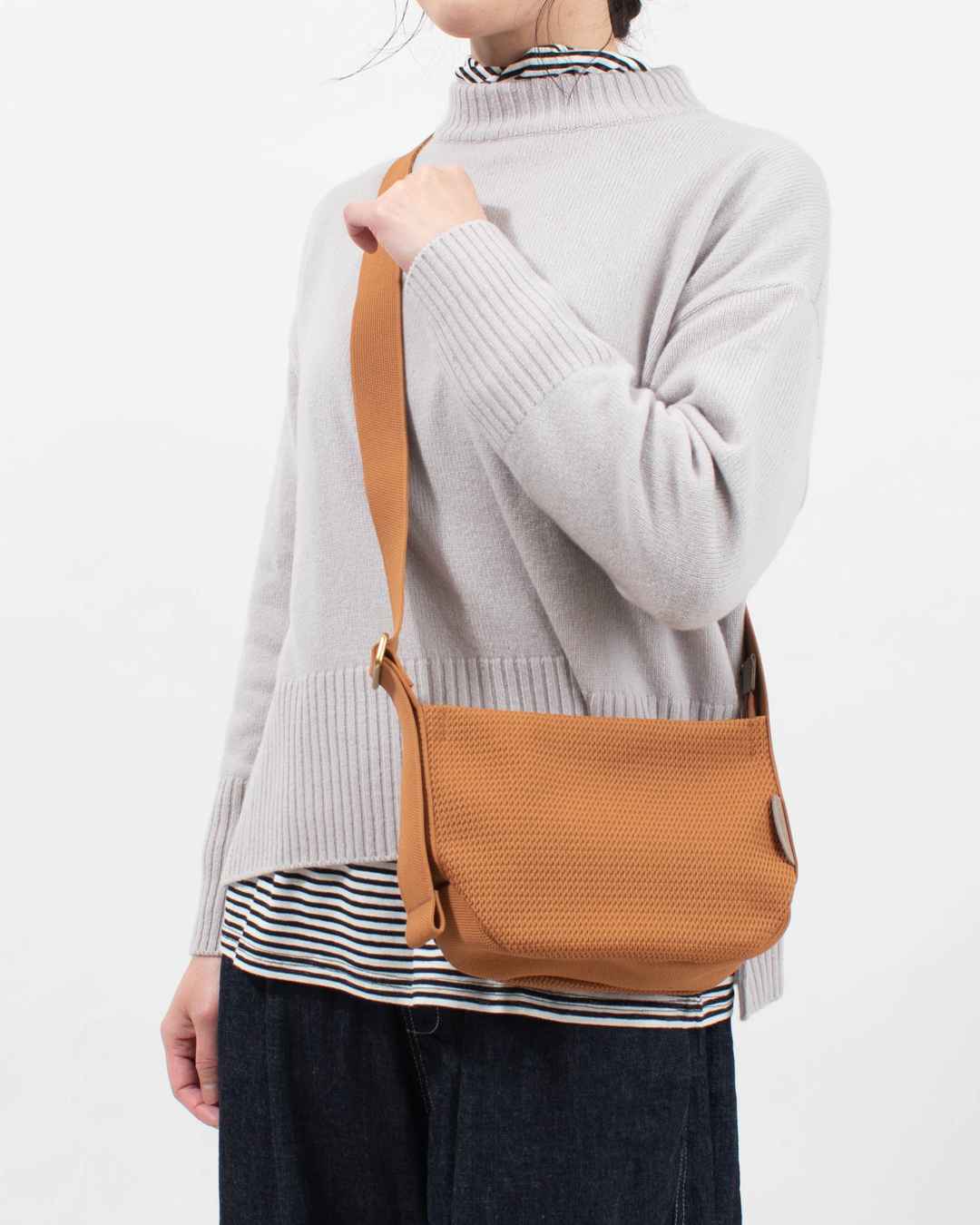 51105  ONEPAIRED/toleur ポリエステルニットミニショルダー