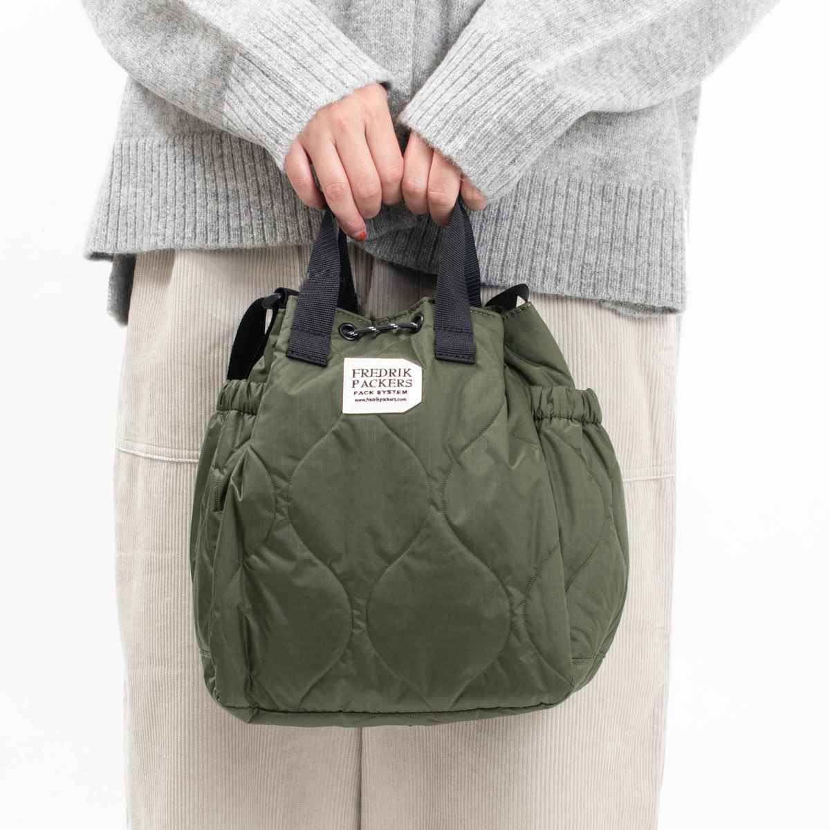 70DBLOOMSHOULDE  FREDRIK PACKERS 70D BLOOM SHOULDER QUILTING