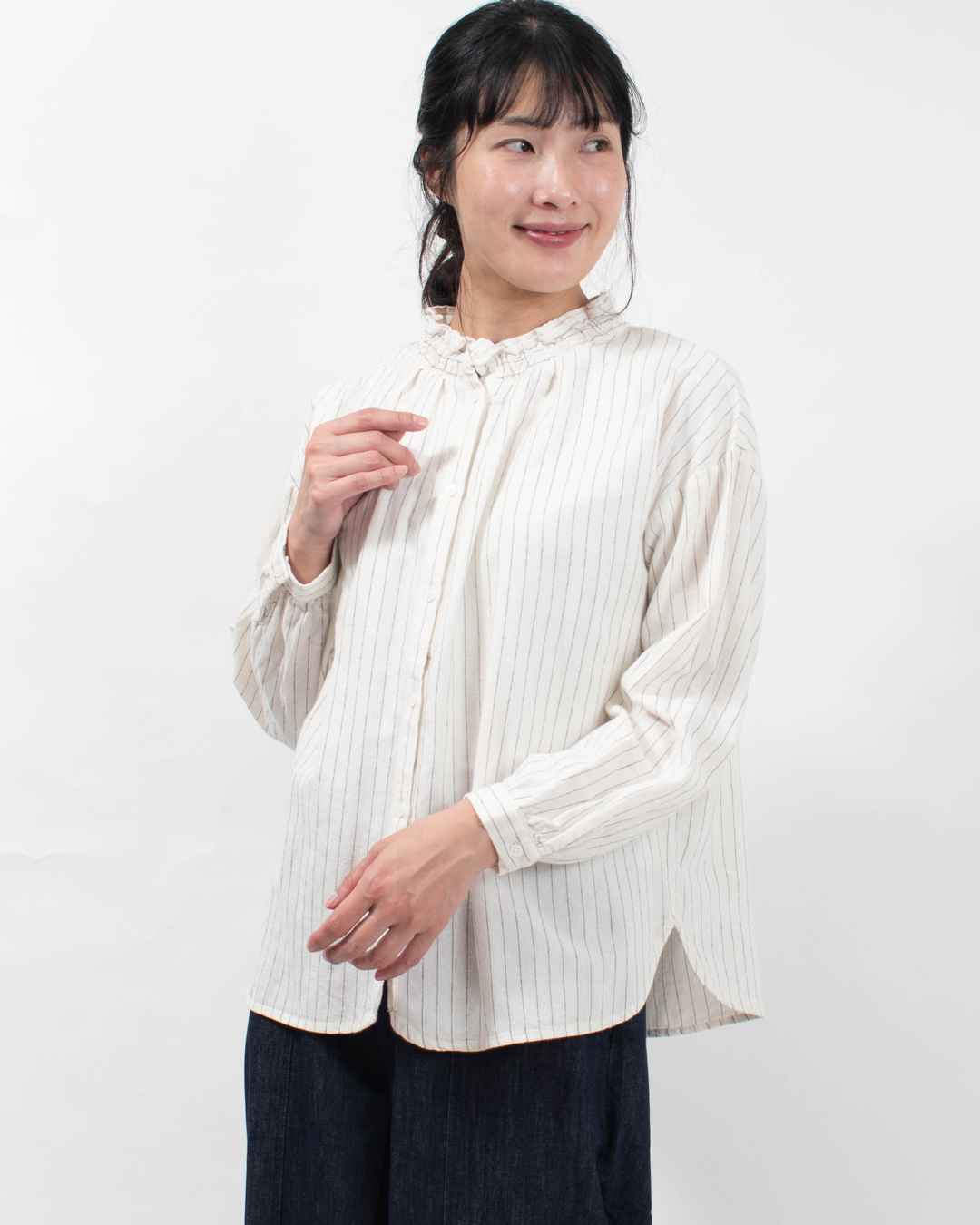 758-449 Bliss bunch ネックシャーリングブラウス