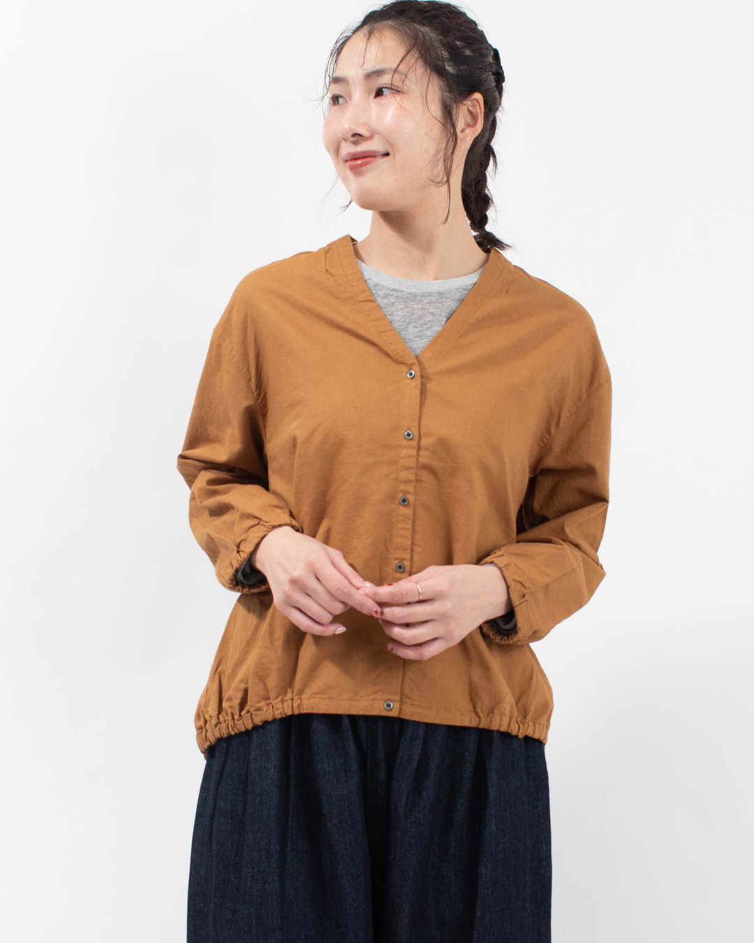 768-318 Bliss bunch 綿麻平織り ラウンドヘム裾ゴムカーディガン