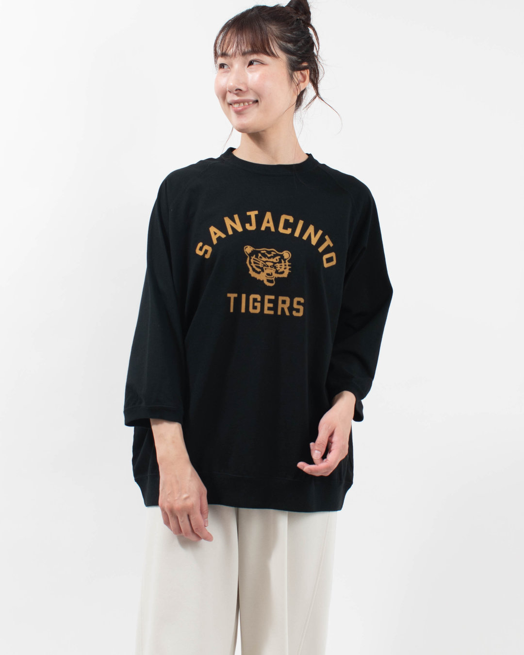 B-532004 BLUE LAKE MARKET 17/-BD天竺 プリントラグランプルオーバー[SANJACINTO TIGERS]
