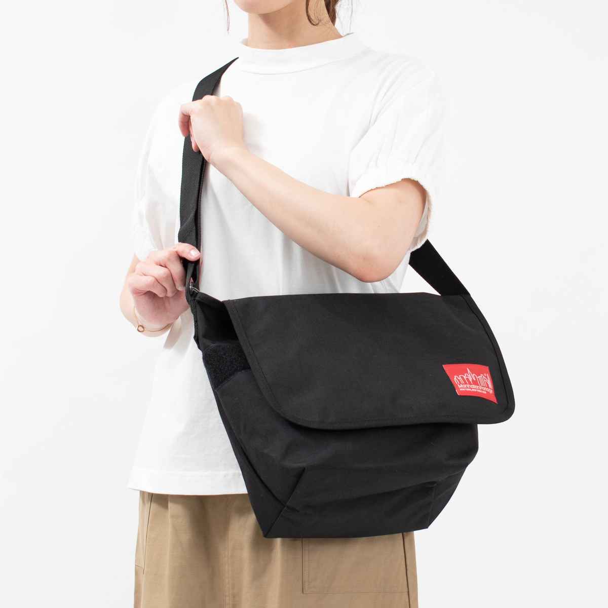 MP1605 Manhattan Portage Casual Messenger Bag MP1605