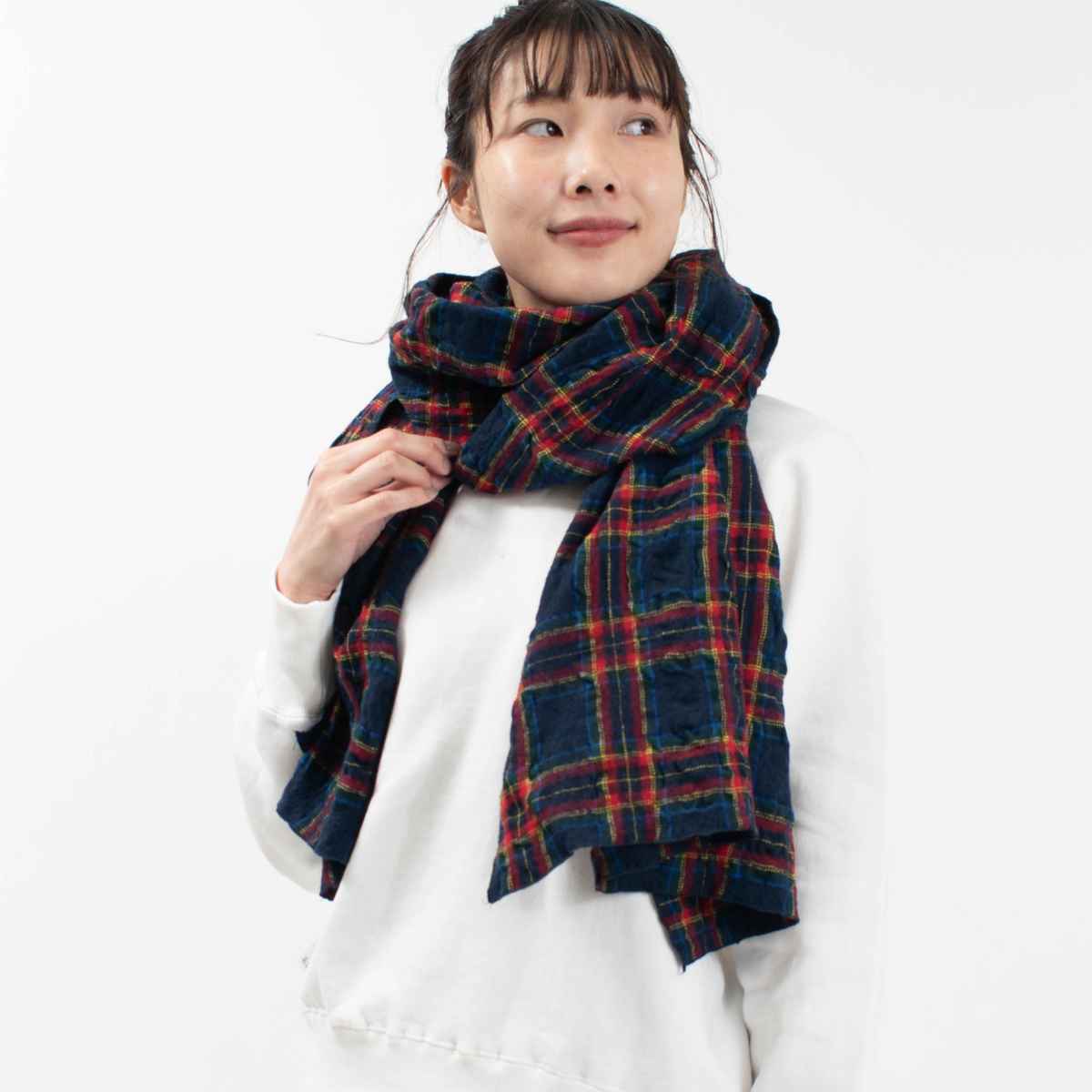新品 ジョンストンズ2022AW大判 ストール マフラーカシミア 100％