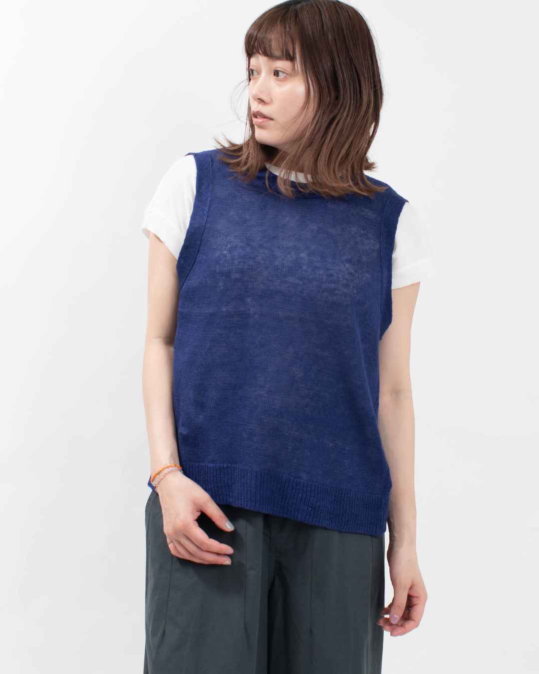 SO[ ] フレンチリネン後ろ開きベスト｜ナチュラルファッション
