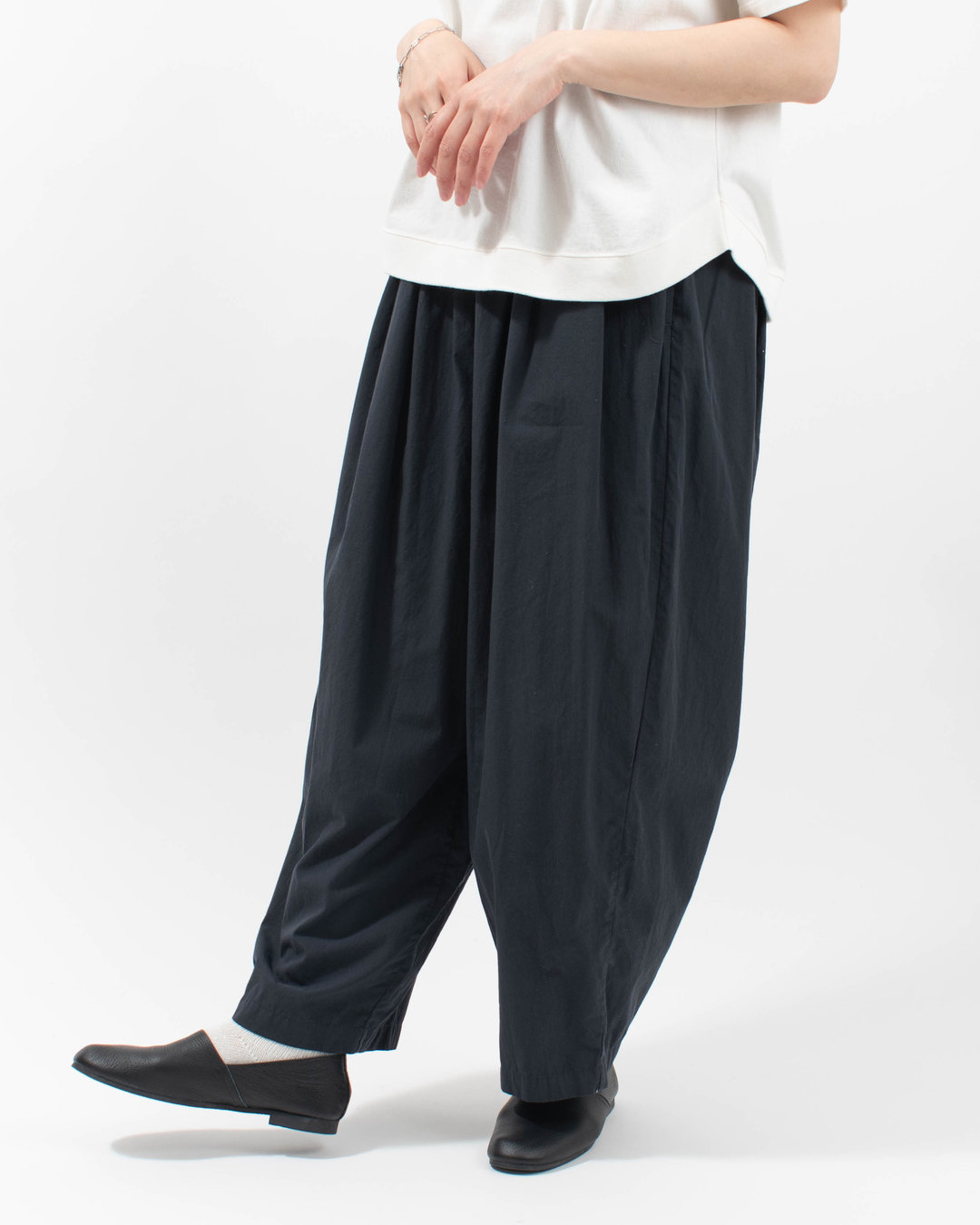 sabbatum 50/-ブロード近江晒加工 ツータックイージーパンツ