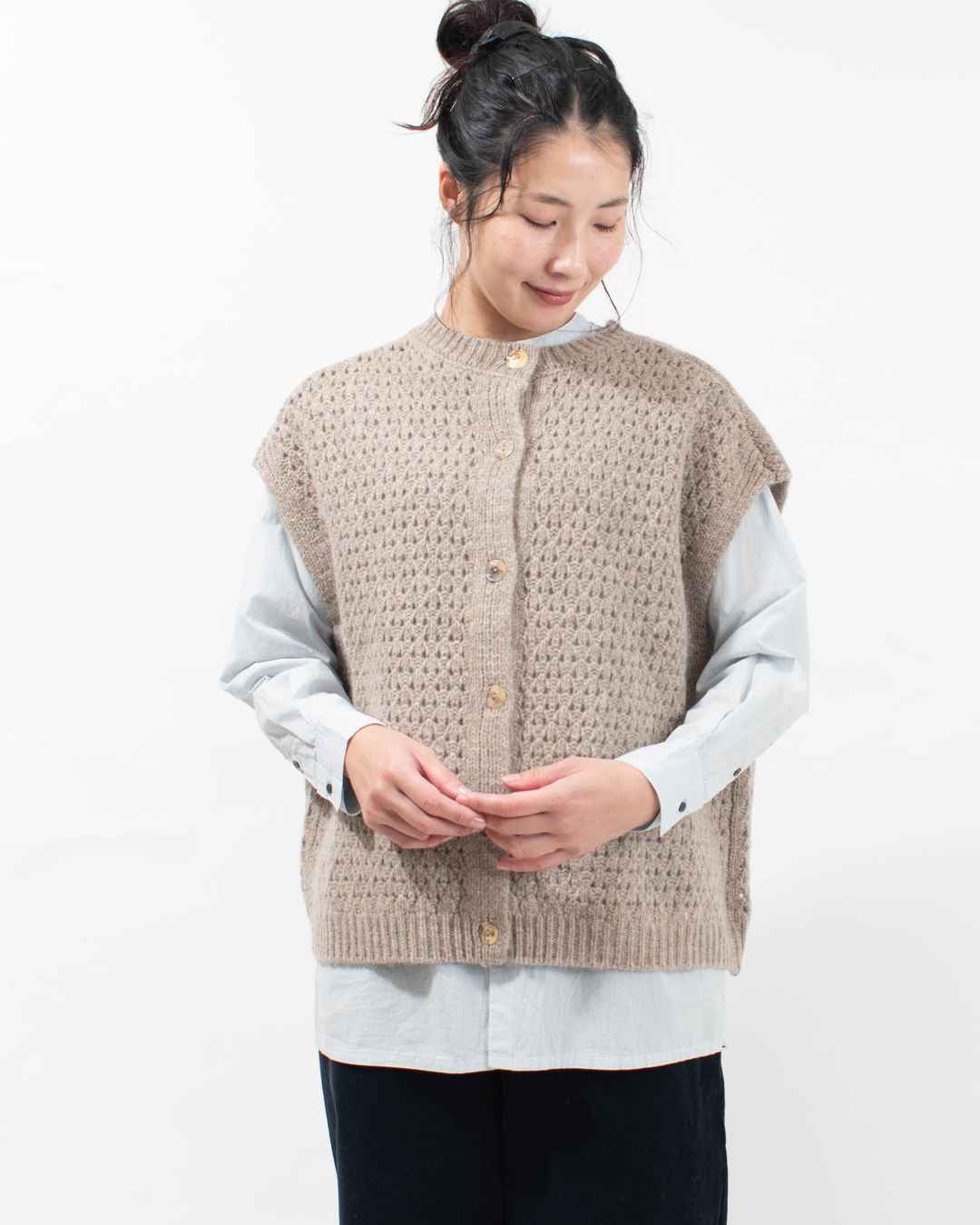 SB-1923 SO[ ] 透かし柄2WAYドロップショルダーベスト