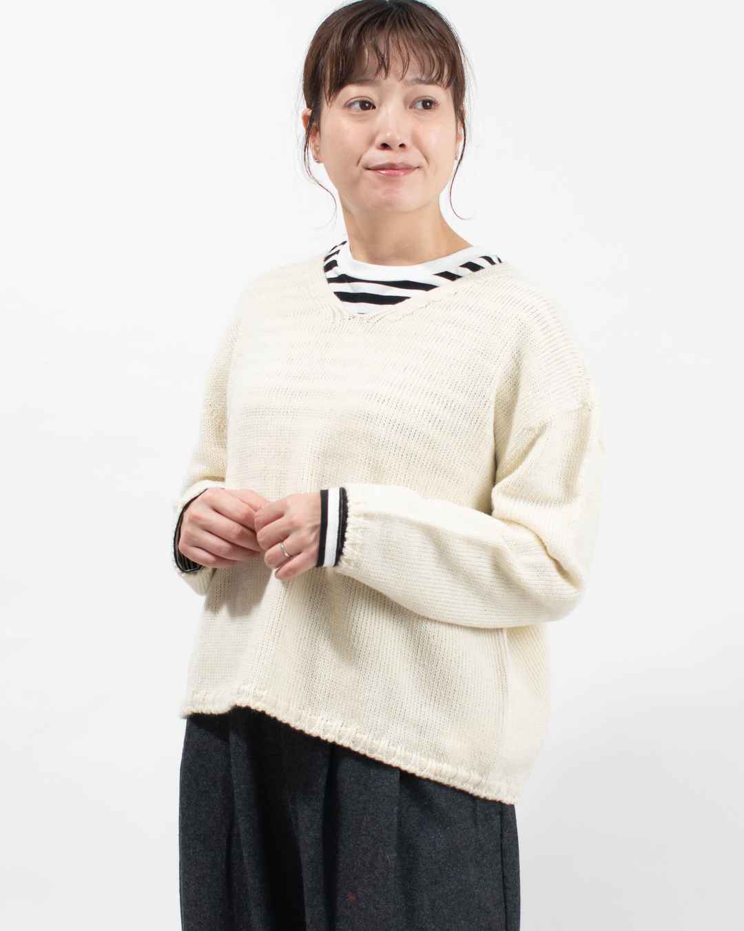 SO[ ] ロービングVネックプルオーバー