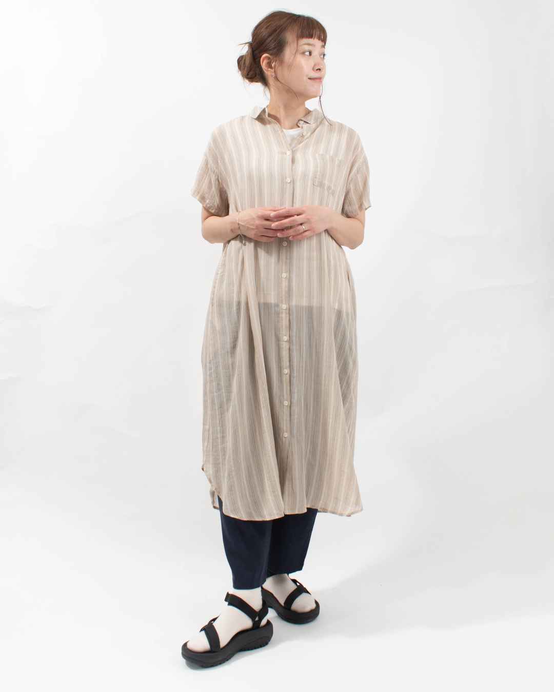 美品 CELERI リネン100％ シャツワンピース 白 サイズF*CD1200 美品 CELERI リネン100％ シャツワンピース 白 サイズF*CD1200