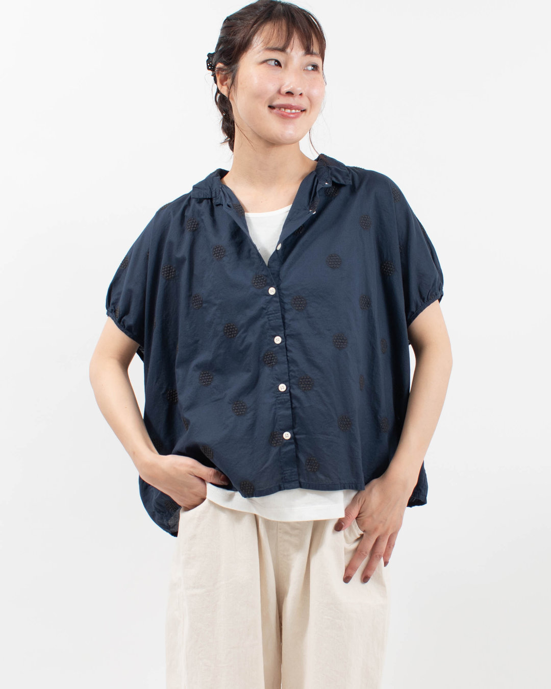 SK5027262 SUN VALLEY 製品染め コットンローンドット刺繍ワイドシャツ