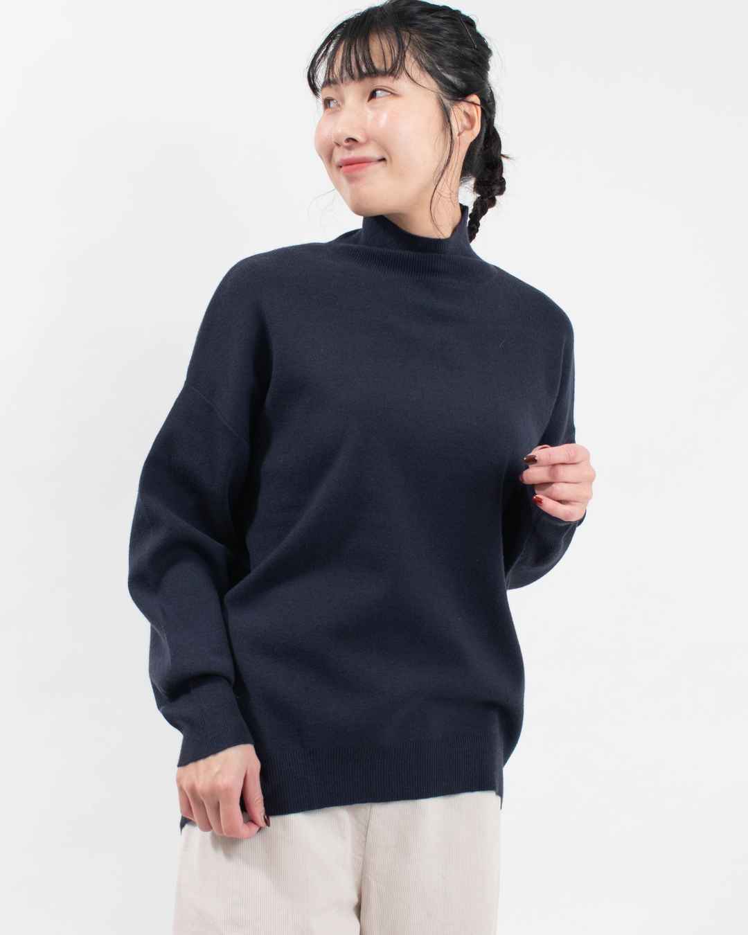 WVQ7081　hunch やわもちヤーン タートルドルマンニット