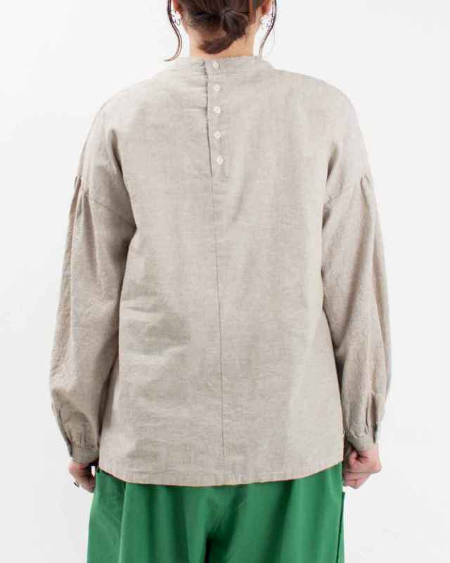 01ESP11031  blue willow コットンリネン部分刺繍ブラウス