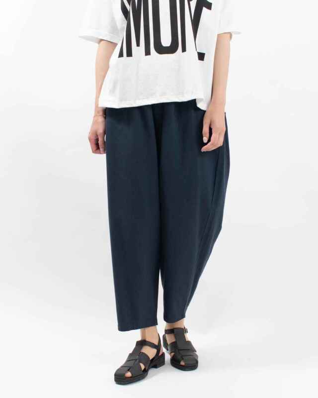 blue willow コットン三つ綾テーパードパンツ