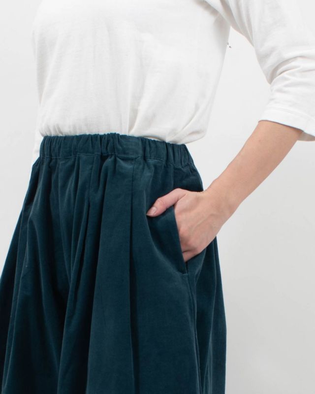 01EWS14628  blue willow 細コーデュロイワイドパンツ