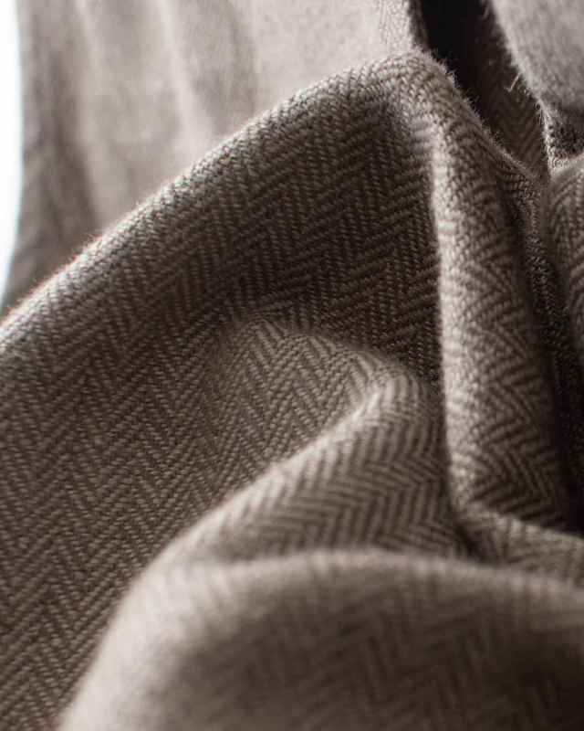 01EWS16613 blue willow コットンリネンヘリンボンベスト