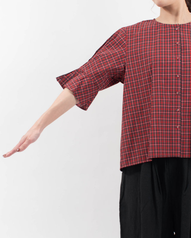 01FFP11405 blue willow コットン細番手タータンチェック袖タックブラウス