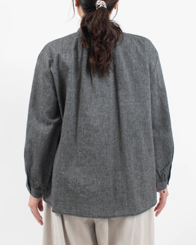 01FFP11436 blue willow コットンリネン衿裁ち切りフリルブラウス
