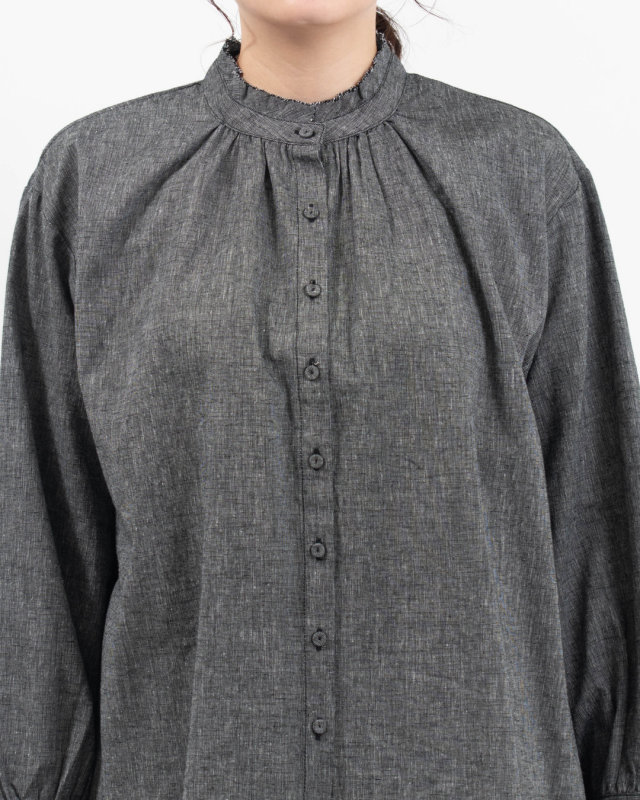 01FFP11436 blue willow コットンリネン衿裁ち切りフリルブラウス
