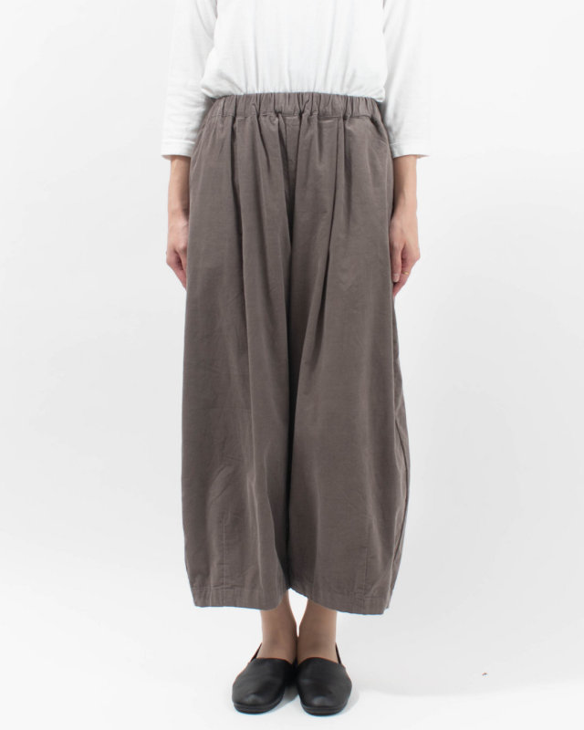 01FFP14439 blue willow 細コーデュロイバルーンパンツ