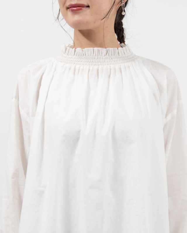 01FSP11016  blue willow コットン細番手シャーリングブラウス