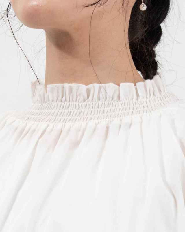 01FSP11016  blue willow コットン細番手シャーリングブラウス