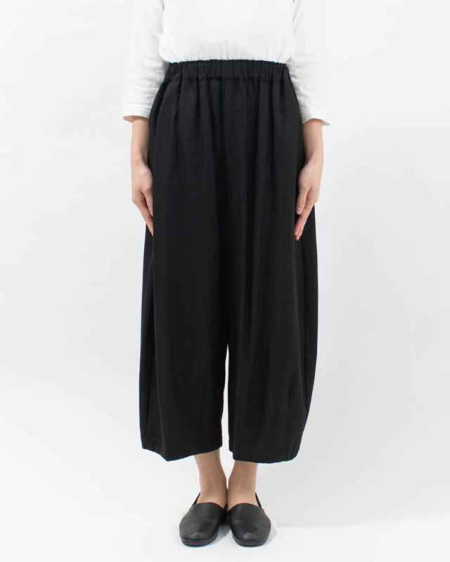 01FSP14010  blue willow コットンレーヨンタックコクーンパンツ