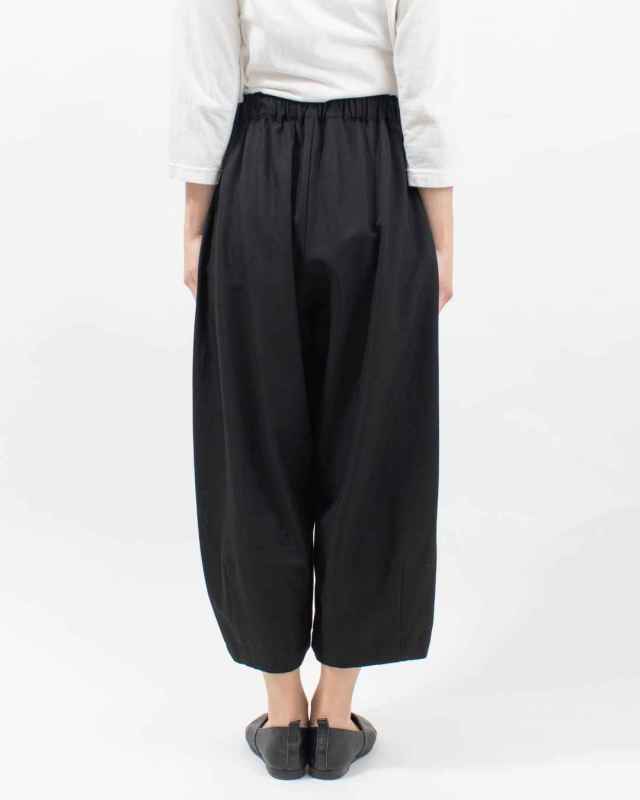 01FSP14010  blue willow コットンレーヨンタックコクーンパンツ