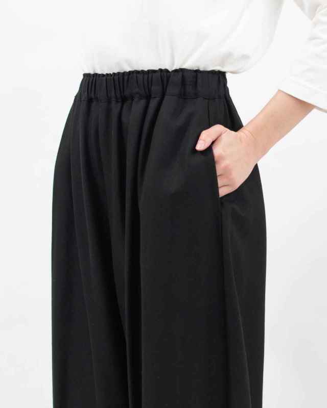 01FSP14010  blue willow コットンレーヨンタックコクーンパンツ