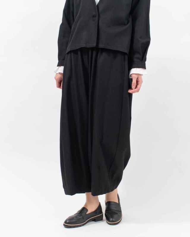 01FSP14010  blue willow コットンレーヨンタックコクーンパンツ