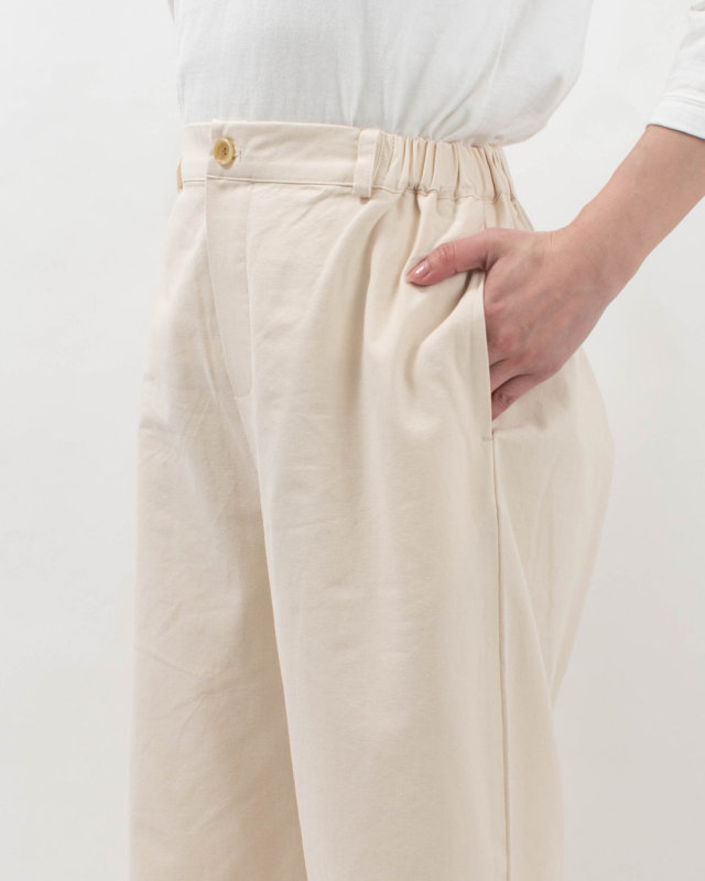 01FSP14055 blue willow コットンオックスストレートパンツ