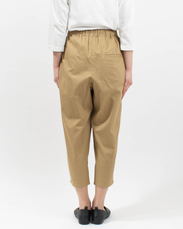 01FUP14240 blue willow コットン綾織りテーパードパンツ