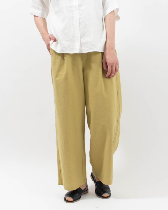 01FUS14332 blue willow コットンリネンタックワイドパンツ