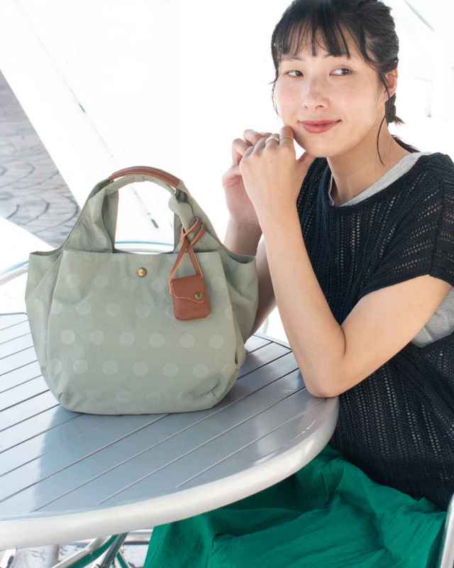NOWHOW CHUCK グリーン　レザー　巾着 NOWHOW CHUCK グリーン レザー 巾着 - メルカリ