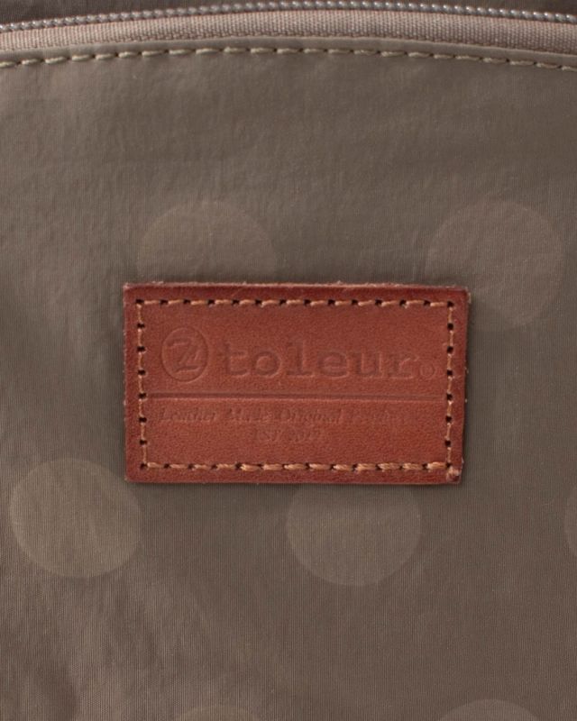 11927 toleur ナイロンドットリュック