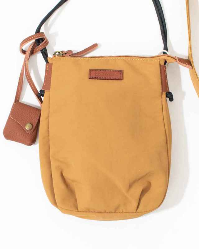 11991　toleur リンクルナイロンCミニサコッシュ