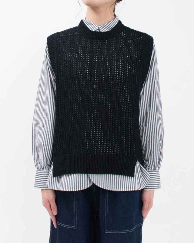 1518-234  YARRA スカシ編みニットベスト