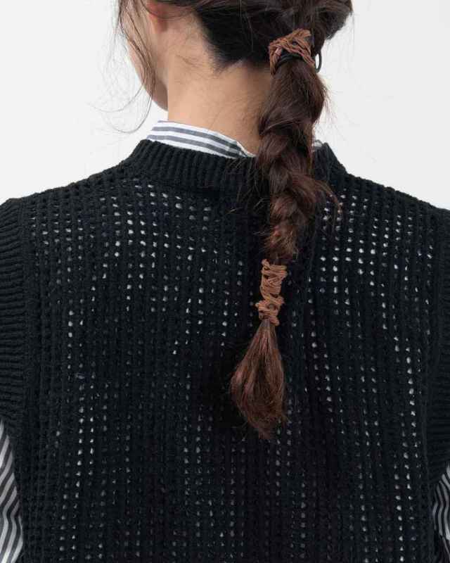 1518-234  YARRA スカシ編みニットベスト