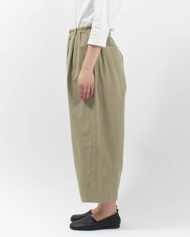 1615-242 YARRA ボリュームテーパードパンツ