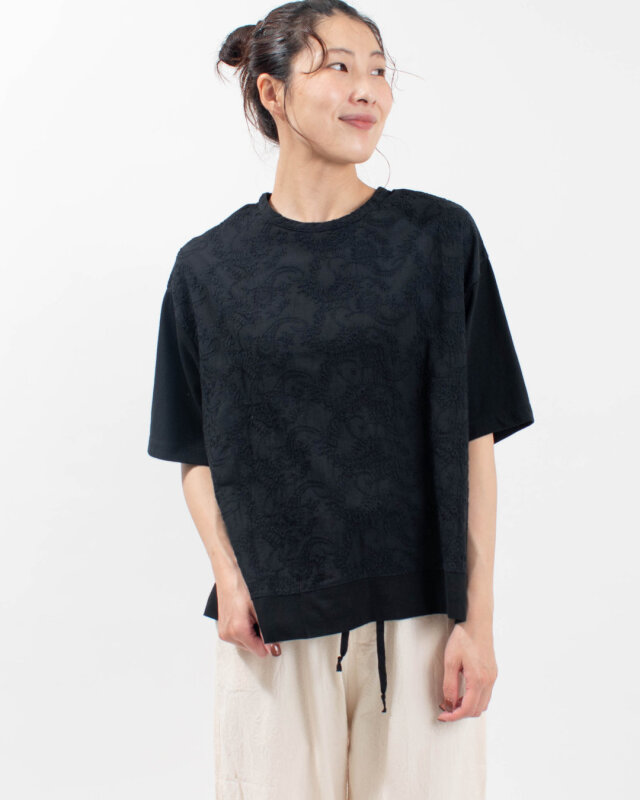 sloe ペイズリー刺繍×天竺 裾スピンドル5分袖Ｔシャツ