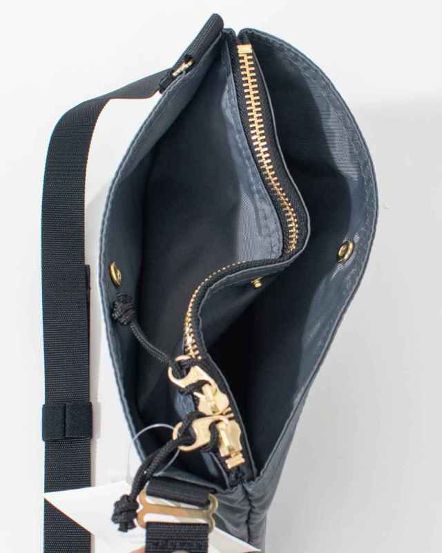 420DHORIZONTAL-M  FREDRIK PACKERS 420D HORIZONTAL SHOULDER Mサイズ