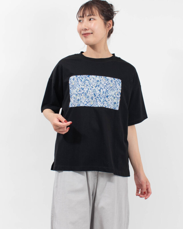 ista-ire コットン天竺×国産花柄 多色花柄スクエアTEE