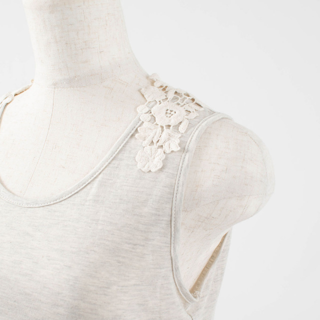 D*g*y　肩レースタンクトップD6096