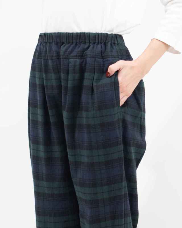 4809017-6　sloe 先染めチェックコクーンパンツ