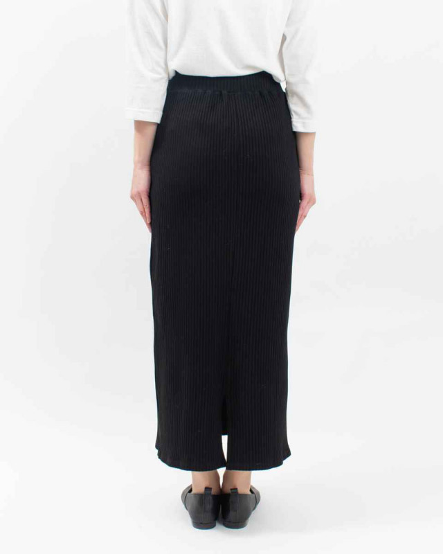 4887911A  nuance of F リブナロースカート