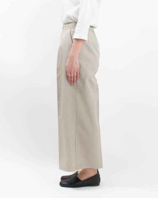 5102401  MAFRAIS リネンライクツイード タックフレアパンツ